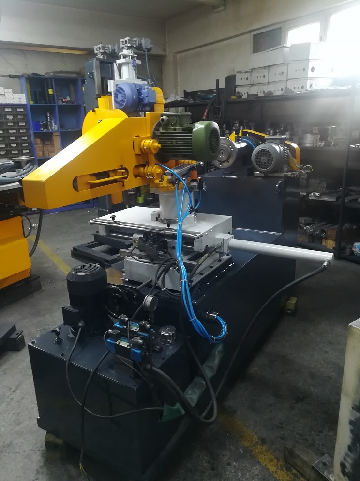 Machines à polir pour l’industrie métallurgique