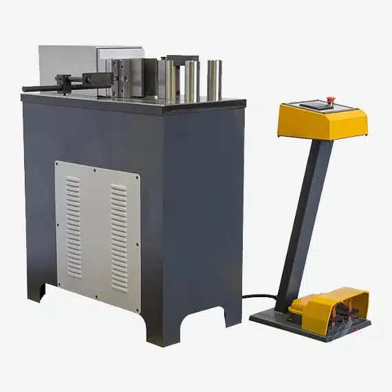 Equipement de pliage de type horizontal